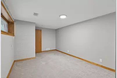 2670 Quail Avenue N, Golden Valley, MN 55422 - Photo 37