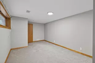 2670 Quail Ave N, Golden Valley, MN 55422 - Photo 37