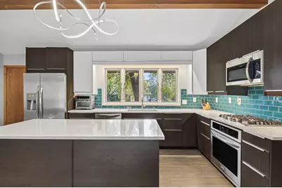 2670 Quail Avenue N, Golden Valley, MN 55422 - Photo 9