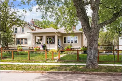 1417 E 10th Street, Duluth, MN 55805 - Photo 1