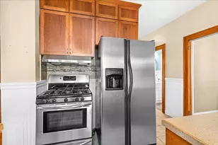 1417 E 10th St, Duluth, MN 55805 - Photo 9