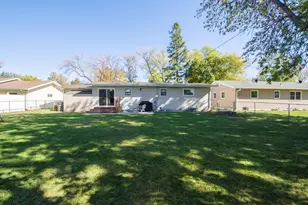 509 Birch Ln, Moorhead, MN 56560 - Photo 39