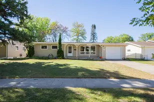 509 Birch Ln, Moorhead, MN 56560 - Photo 1