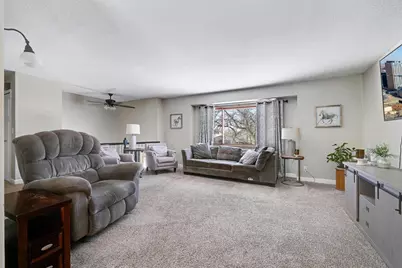 13773 Vernon Circle, Savage, MN 55378 - Photo 5