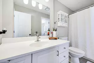 13773 Vernon Cir, Savage, MN 55378 - Photo 15