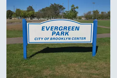 881 70th Avenue N, Brooklyn Center, MN 55430 - Photo 23