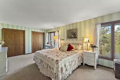 437 County Road C W, Roseville, MN 55113 - Photo 15