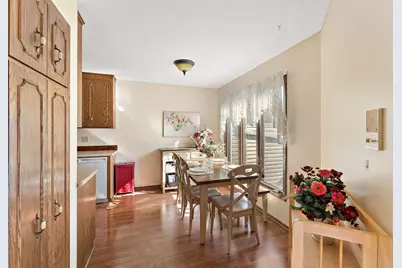 437 County Road C W, Roseville, MN 55113 - Photo 7