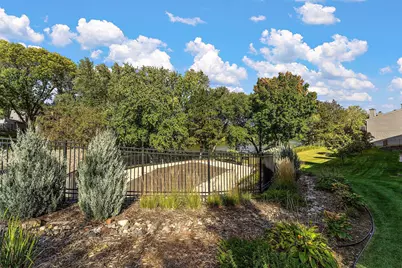 437 County Road C W, Roseville, MN 55113 - Photo 29