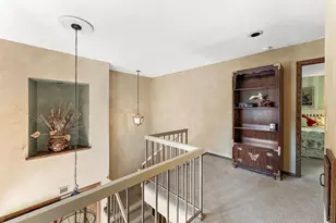 437 County Rd C West, Roseville, MN 55113 - Photo 23