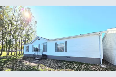 118 Snetting Drive, Thief River Falls, MN 56701 - Photo 3