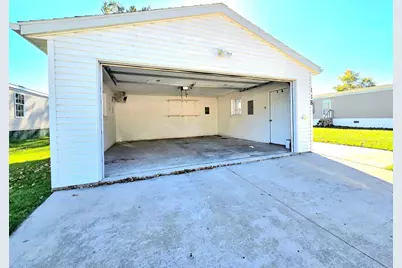 118 Snetting Drive, Thief River Falls, MN 56701 - Photo 5
