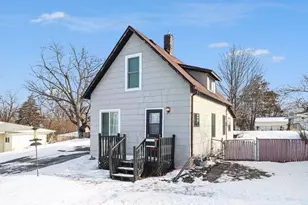 4217 Washington St NE, Columbia Heights, MN 55421 - Photo 3