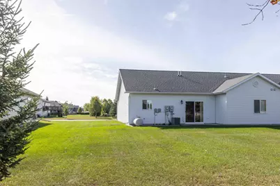 1405 2nd Avenue NE, Barnesville, MN 56514 - Photo 3