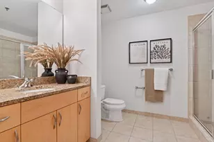 215 10th Ave S, Minneapolis, MN 55415 - Photo 27