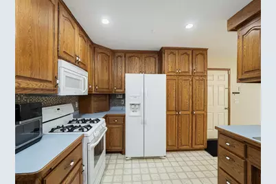 10136 Uplander Street NW, Coon Rapids, MN 55433 - Photo 7