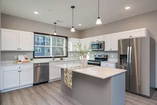 3052 Bluestem Trl, Mankato, MN 56001 - Photo 3