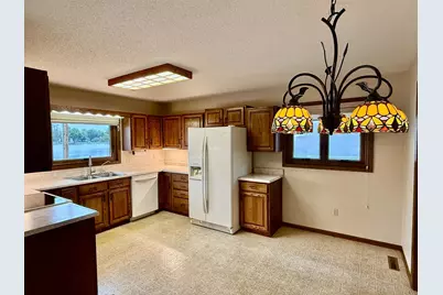 146 Washington Avenue, Alden, MN 56009 - Photo 9