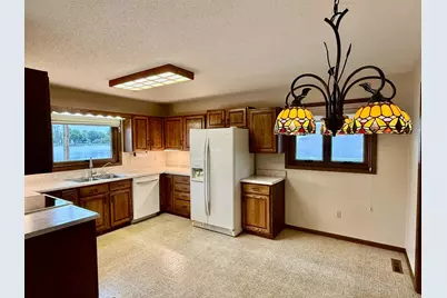 146 Washington Avenue, Alden, MN 56009 - Photo 11