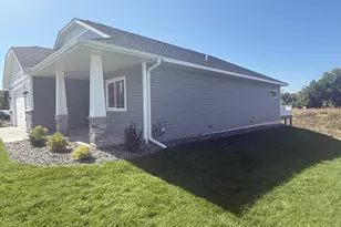 3117 Zuni Wy, Anoka, MN 55303 - Photo 3