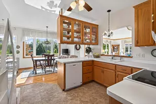 20023 Homestead Ct, Lakeville, MN 55044 - Photo 17