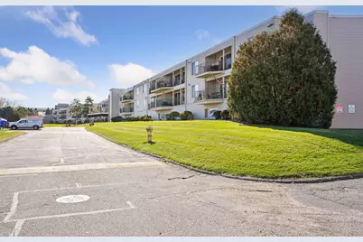 6351 Saint Croix Trail N #240, Stillwater, MN 55082 - Photo 5