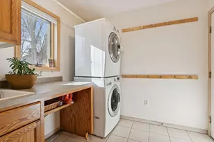 2605 Kennelly Pl, Burnsville, MN 55337 - Photo 21