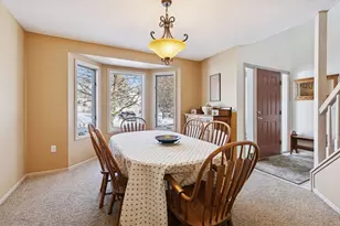 2605 Kennelly Pl, Burnsville, MN 55337 - Photo 7