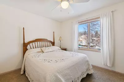 2605 Kennelly Place, Burnsville, MN 55337 - Photo 29