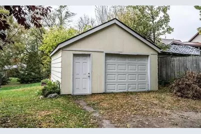 708 8th Street SE, Waseca, MN 56093 - Photo 33
