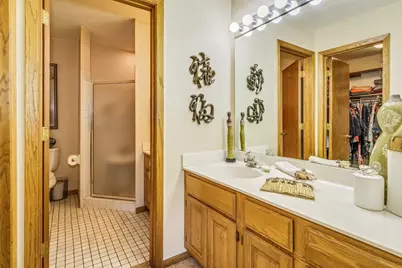 6831 Stonewood Court, Eden Prairie, MN 55346 - Photo 31