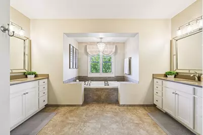 10009 Frederick Place, Eden Prairie, MN 55347 - Photo 31