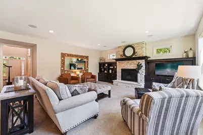 10009 Frederick Place, Eden Prairie, MN 55347 - Photo 11