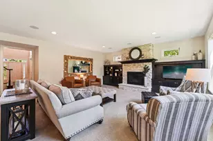 10009 Frederick Pl, Eden Prairie, MN 55347 - Photo 11