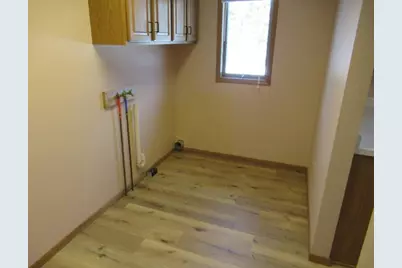 305 E Veterans Drive, Luverne, MN 56156 - Photo 3