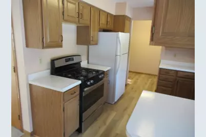 305 E Veterans Drive, Luverne, MN 56156 - Photo 5