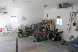 305 E Veterans Dr, Luverne, MN 56156 - Photo 21