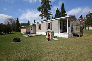 701 7th Lakewood Ave, Warroad, MN 56763 - Photo 3