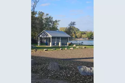 902 Marion Street, Waterville, MN 56096 - Photo 15