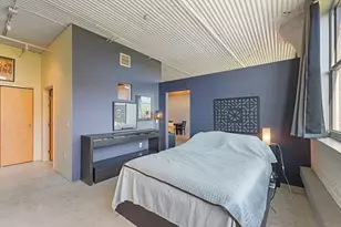 225 9th St E, Saint Paul, MN 55101 - Photo 19