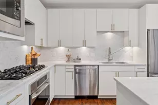 201 S 11th St, Minneapolis, MN 55403 - Photo 3