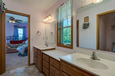 58605 243rd Street, Kasota, MN 56050 - Photo 23