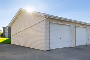 2326 20th Ave S, Fargo,  58103 - Photo 27