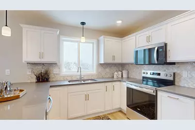 2206 Elk Run Drive SE, Pine Island, MN 55963 - Photo 17