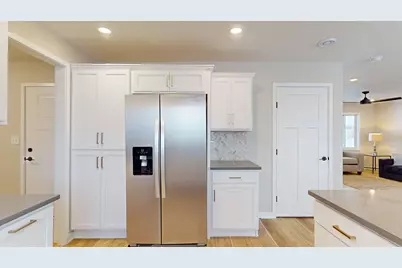 2206 Elk Run Drive SE, Pine Island, MN 55963 - Photo 19