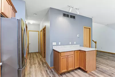 7558 6th Street N, Oakdale, MN 55128 - Photo 19