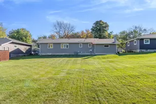 606 5th St SE, Pelican Rapids, MN 56572 - Photo 7