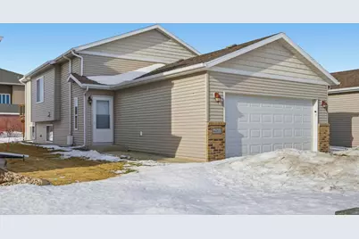 4003 9th Street S, Moorhead, MN 56560 - Photo 3