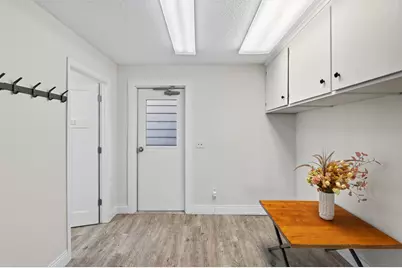 29 E Main Street, Waconia, MN 55387 - Photo 5