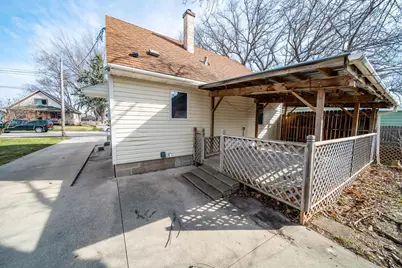 1228 4th St NE, Rochester, MN 55906 - Photo 3